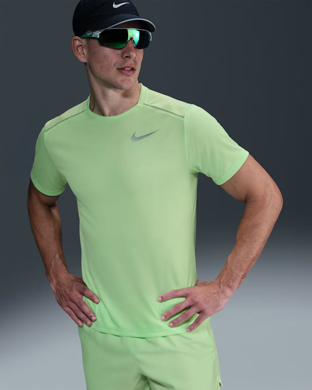 Nike - T-shirt Running Vert